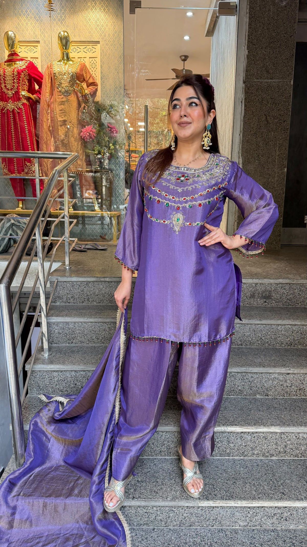 THE RATNIKA FARSHI SET