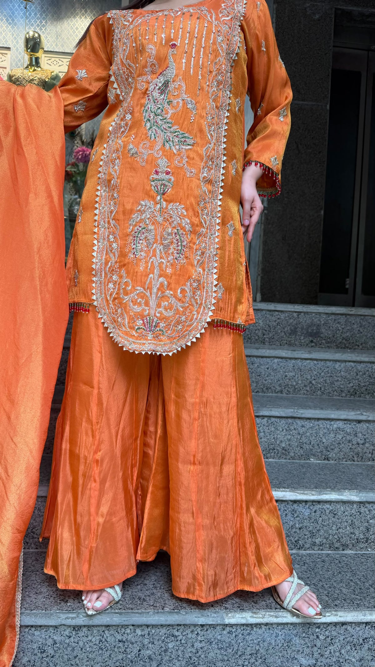 THE  MORNI SHARARA