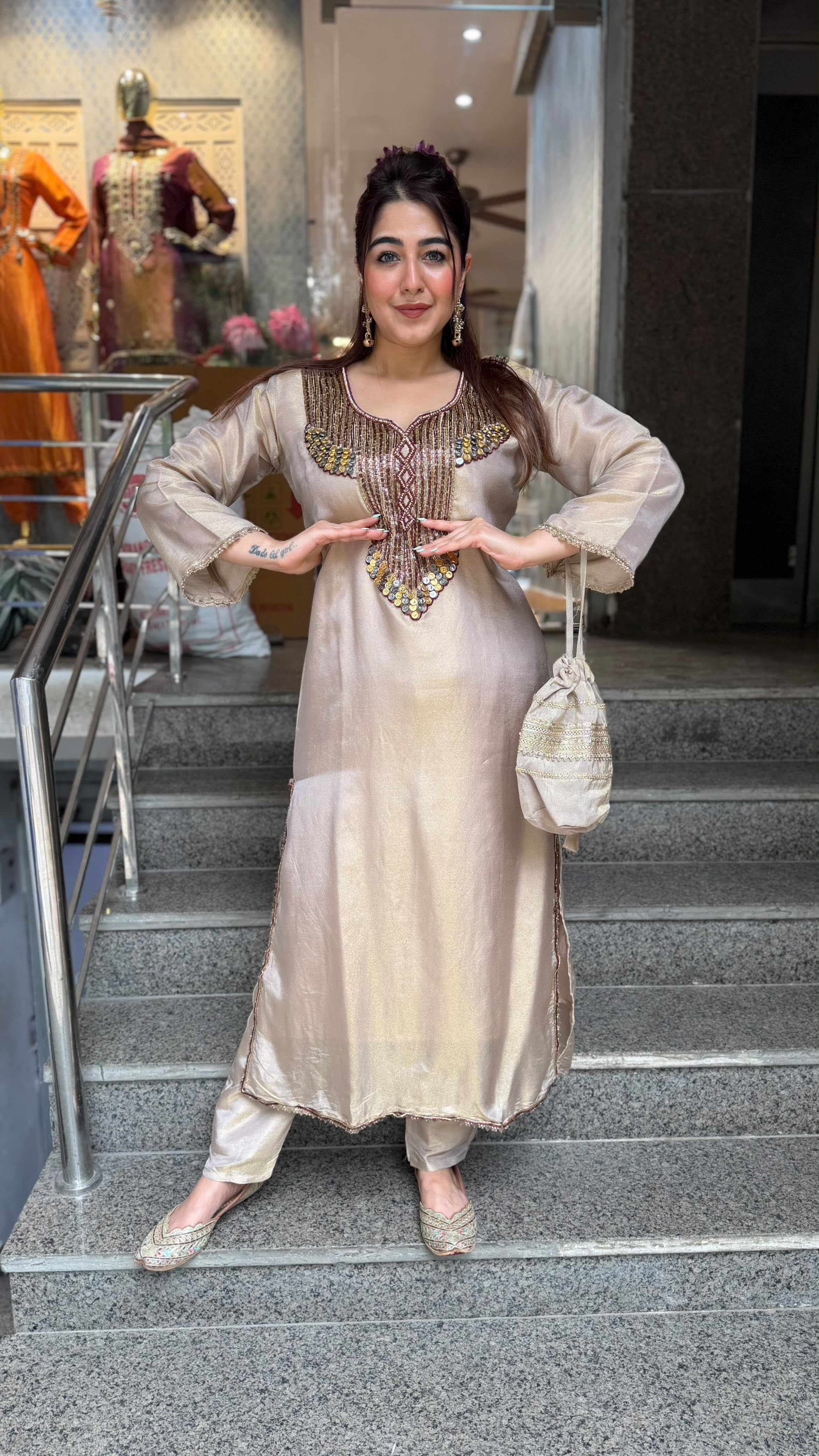 THE CHAMKILA LONG SET