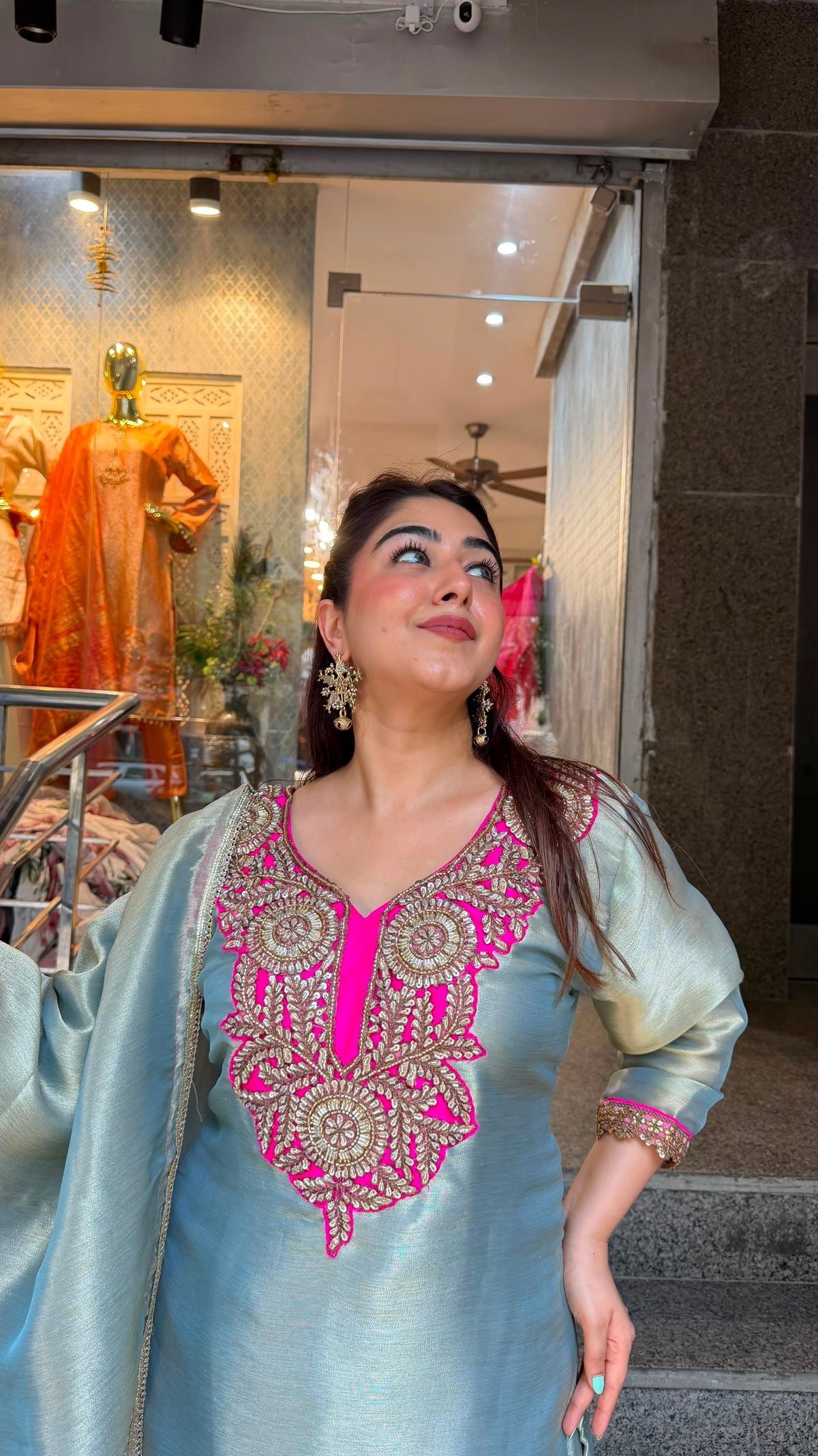 THE SUNDARI SUIT